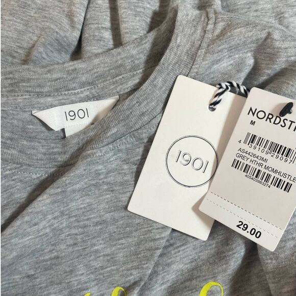 1901 "Mom Hustle" Women Graphic Tee M Cotton Blend Casual Comfy Nordstrom NEW - Picture 2 of 8